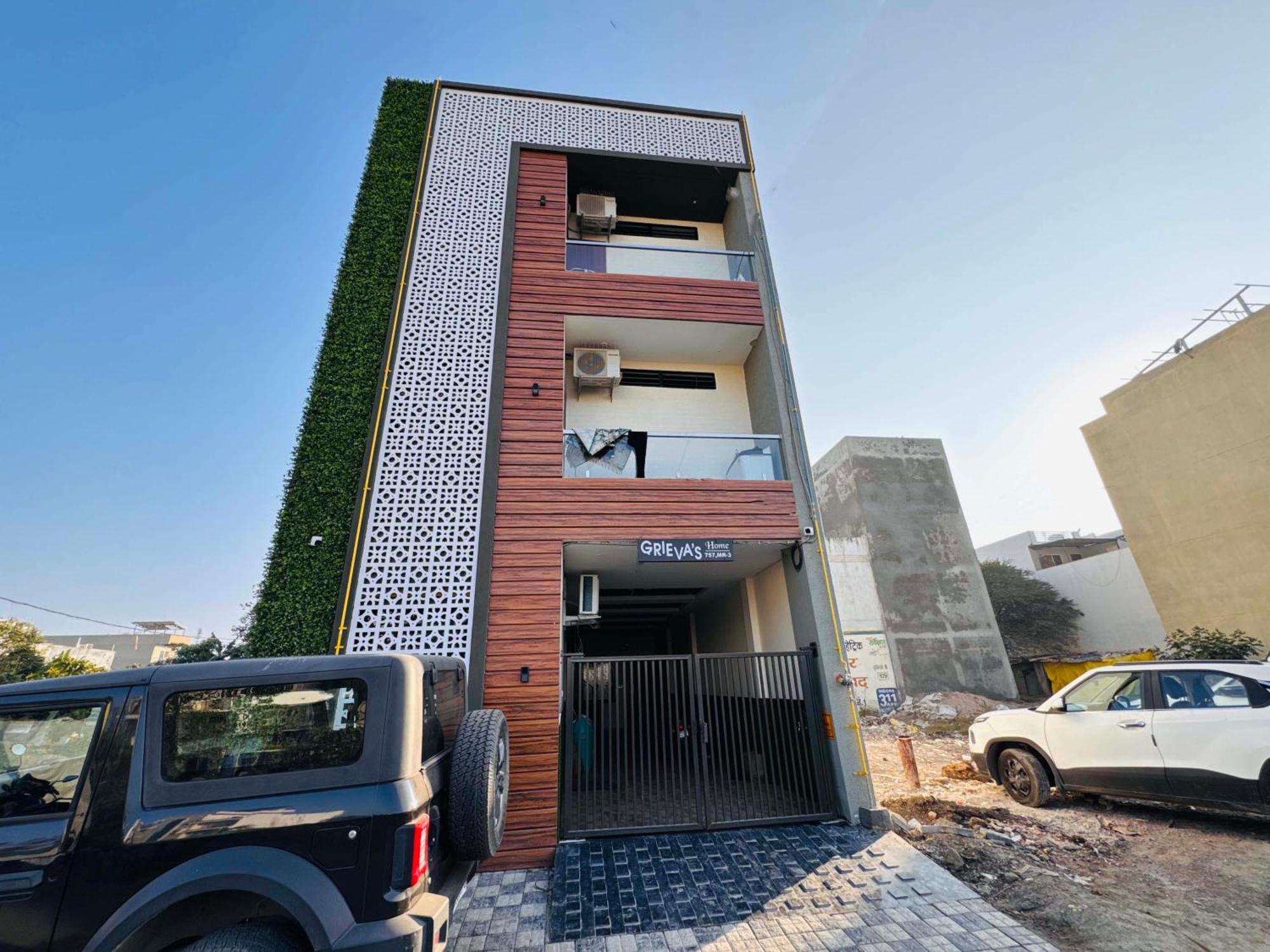 Home Escape 1Bhk Elite Near Mahalaxmi Nagar Indore Buitenkant foto