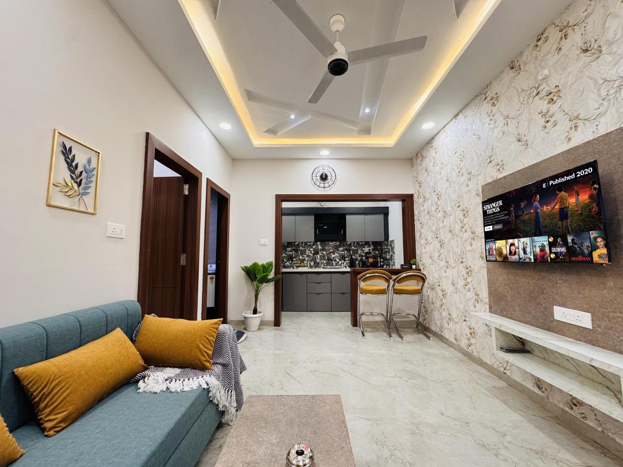 Home Escape 1Bhk Elite Near Mahalaxmi Nagar Indore Buitenkant foto