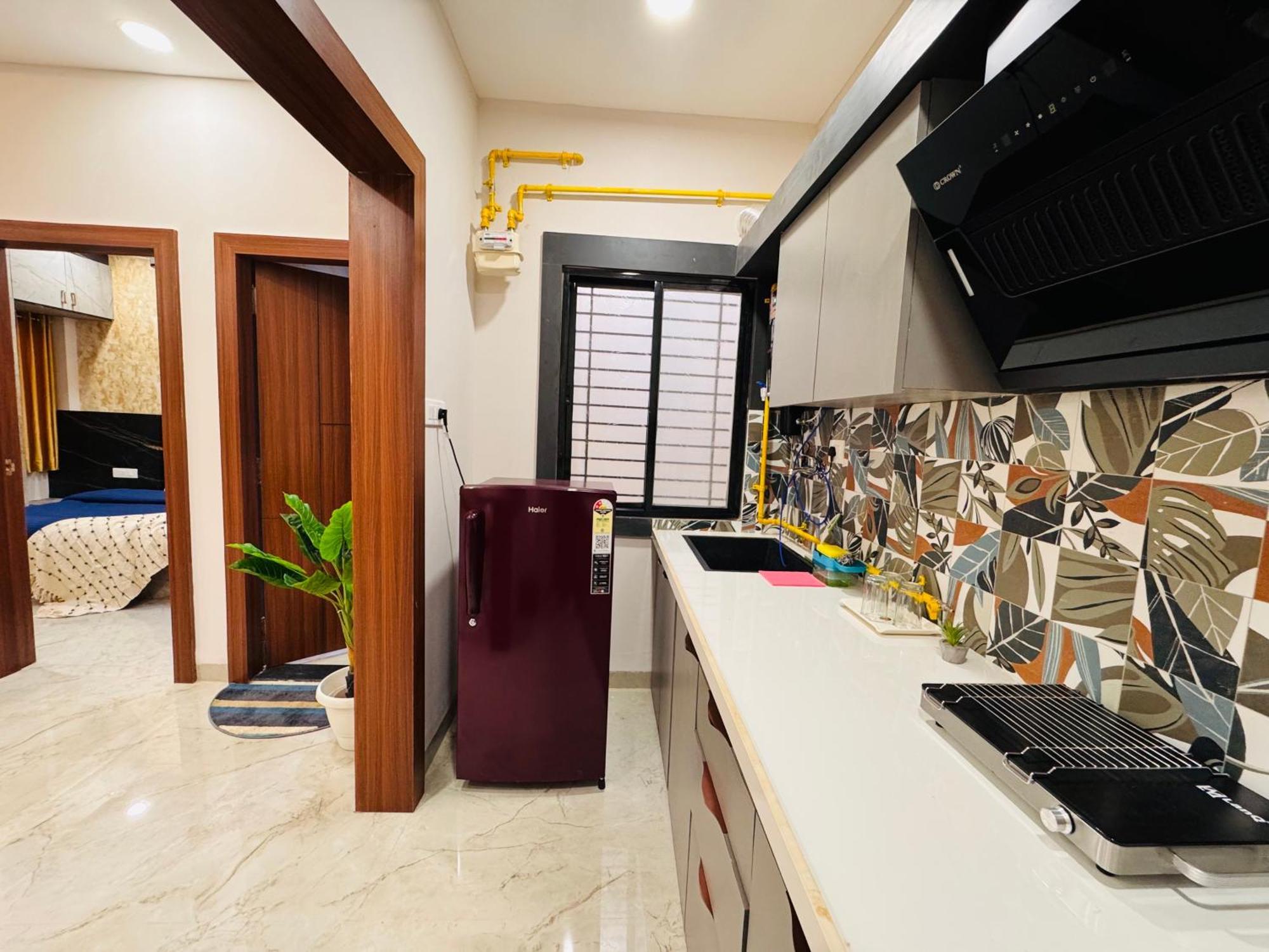 Home Escape 1Bhk Elite Near Mahalaxmi Nagar Indore Buitenkant foto